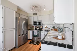 Photo #5: 6747011 Listing 