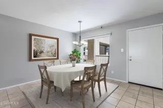 Photo #3: 6747019 Listing