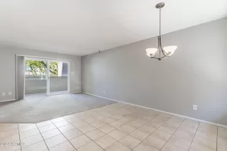 Photo #5: 6747019 Listing