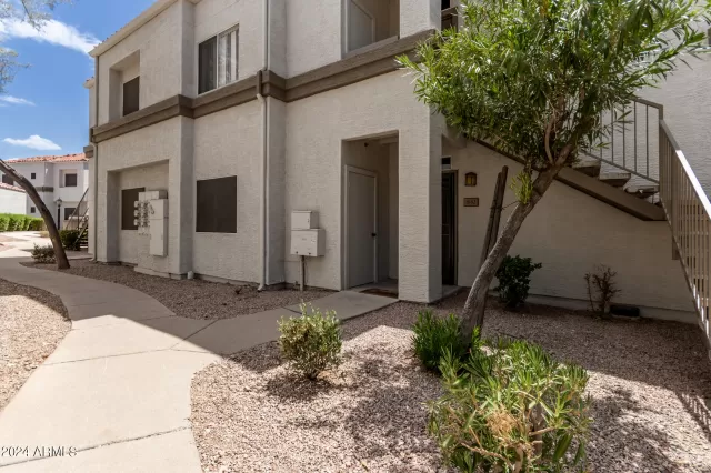 MLS: 6747049 Condo For Sale