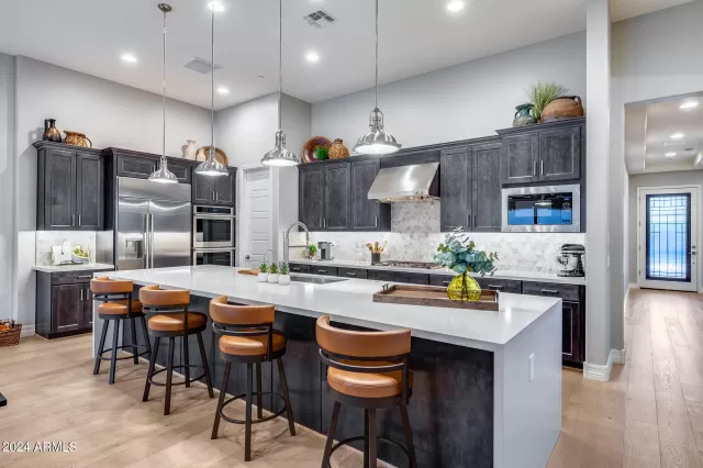 MLS: 6747214 Condo For Sale