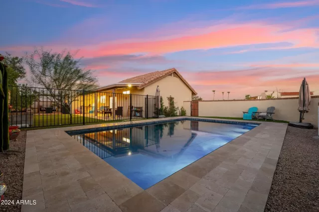 MLS: 6747373 Condo For Sale
