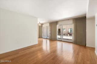 Photo #3: 6747527 Listing 