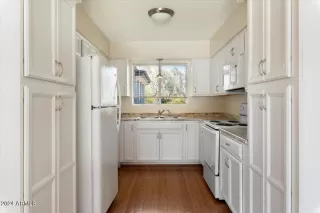 Photo #6: 6747527 Listing 