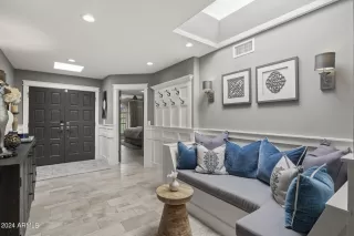Photo #2: 6747546 Listing 