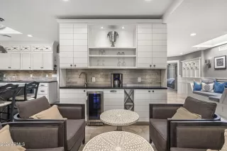 Photo #5: 6747546 Listing 