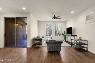 Photo #4: 6747664 Listing 