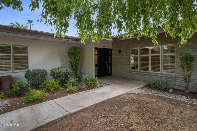 MLS: 6747708 Condo For Sale