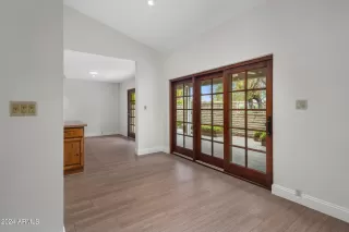 Photo #3: 6747708 Listing 