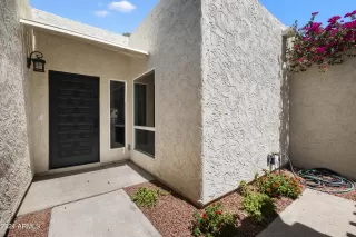 Photo #2: 6747929 Listing 