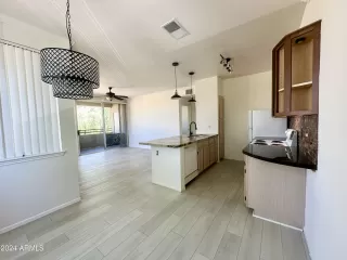 Photo #4: 6748035 Listing 