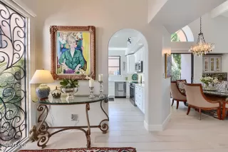 Photo #4: 6748613 Listing