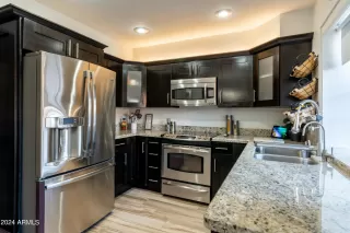 Photo #4: 6748863 Listing