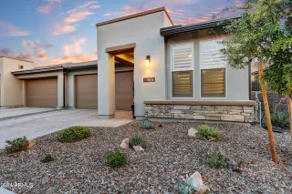 Photo #1: 6748939 Listing