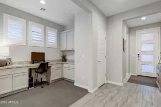Photo #5: 6748939 Listing