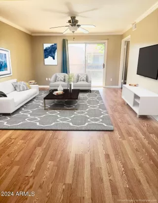 Photo #3: 6748957 Listing