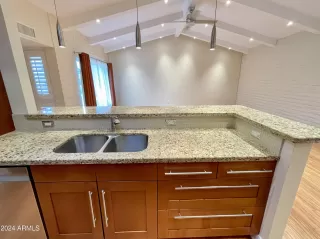 Photo #4: 6749184 Listing 