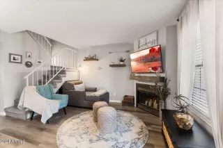 Photo #2: 6749368 Listing