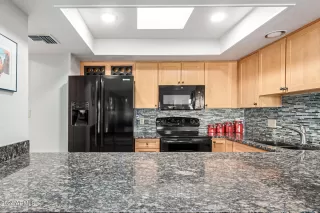 Photo #5: 6749393 Listing 