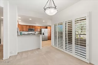 Photo #5: 6749482 Listing