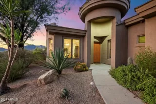 Photo #2: 6750101 Listing 