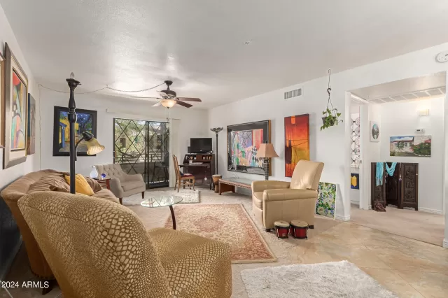 MLS: 6750156 Condo For Sale