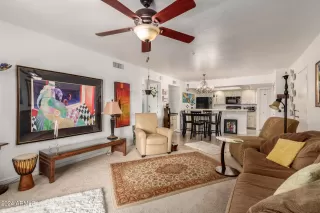 Photo #3: 6750156 Listing 