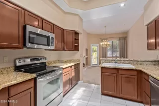 Photo #6: 6750455 Listing 