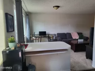 Photo #2: 6750629 Listing 