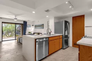 Photo #3: 6750689 Listing