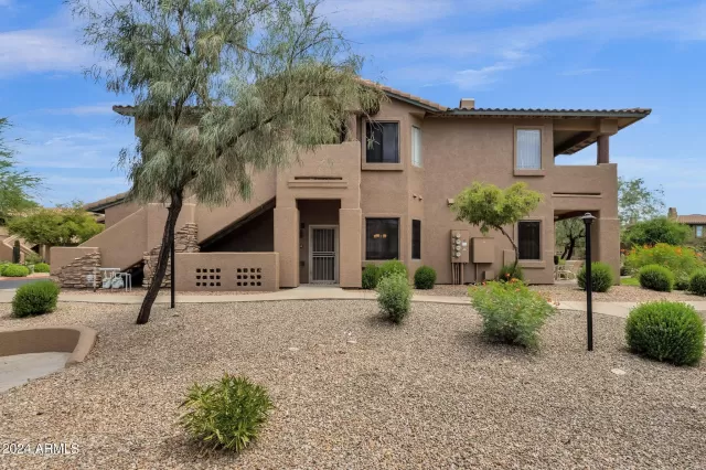 MLS: 6750863 Condo For Sale