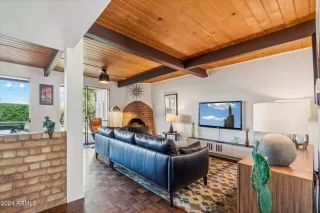 Photo #1: 6751011 Listing