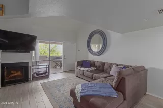 Photo #4: 6751023 Listing