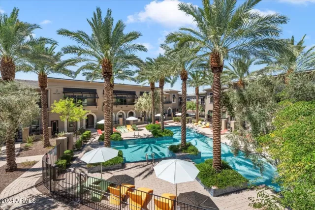 MLS: 6751077 Condo For Sale