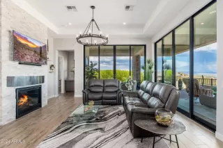 Photo #4: 6751182 Listing 
