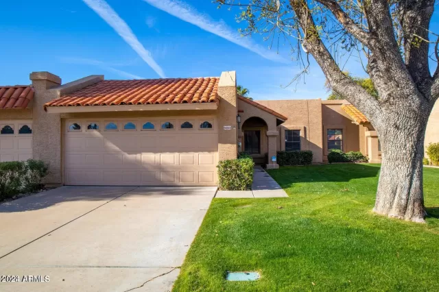 MLS: 6751329 Condo For Sale