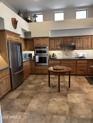 Photo #3: 6751467 Listing