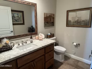 Photo #6: 6751467 Listing
