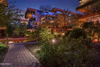 Photo #6: 6751470 Listing