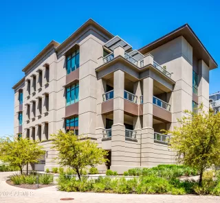 Photo #2: 6751534 Listing