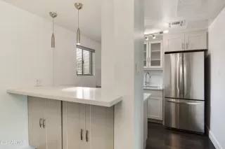 Photo #5: 6751628 Listing