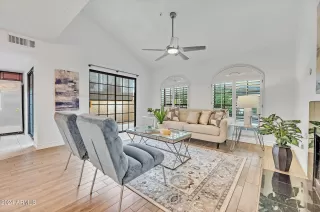 Photo #1: 6751845 Listing