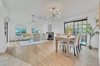 Photo #4: 6751845 Listing