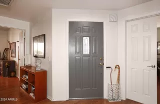 Photo #4: 6751965 Listing