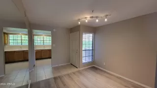 Photo #4: 6752063 Listing