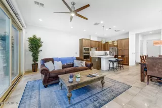 Photo #2: 6752130 Listing