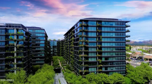 MLS: 6752162 Condo For Sale