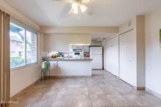 Photo #6: 6752218 Listing 