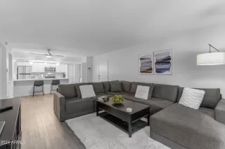 Photo #5: 6752232 Listing 