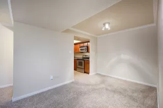 Photo #6: 6752237 Listing 